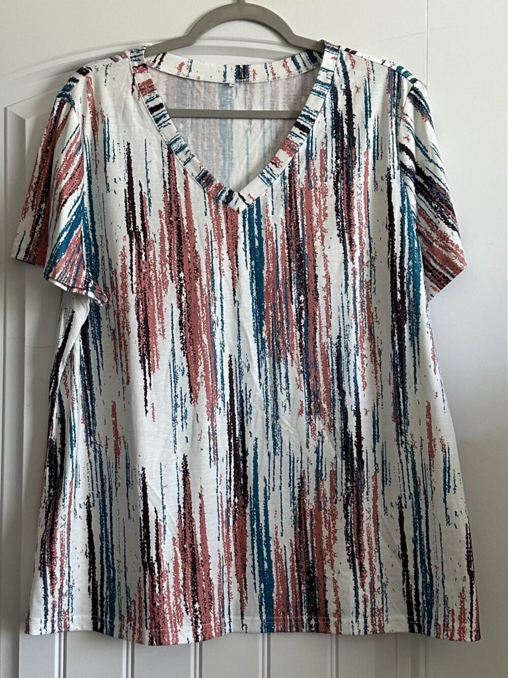 New Painted Stripped V Neck Top XL